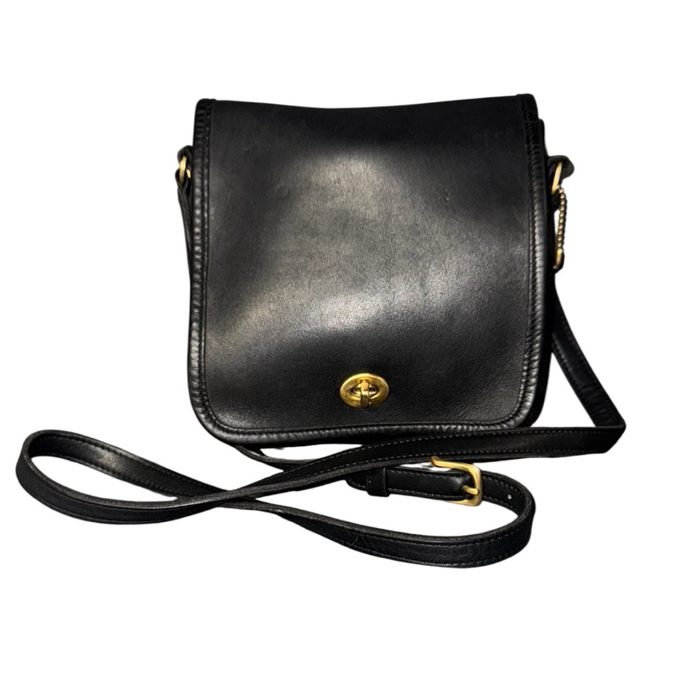 Vintage black 90s Leather Coach Crossbody Companion bag style 9076